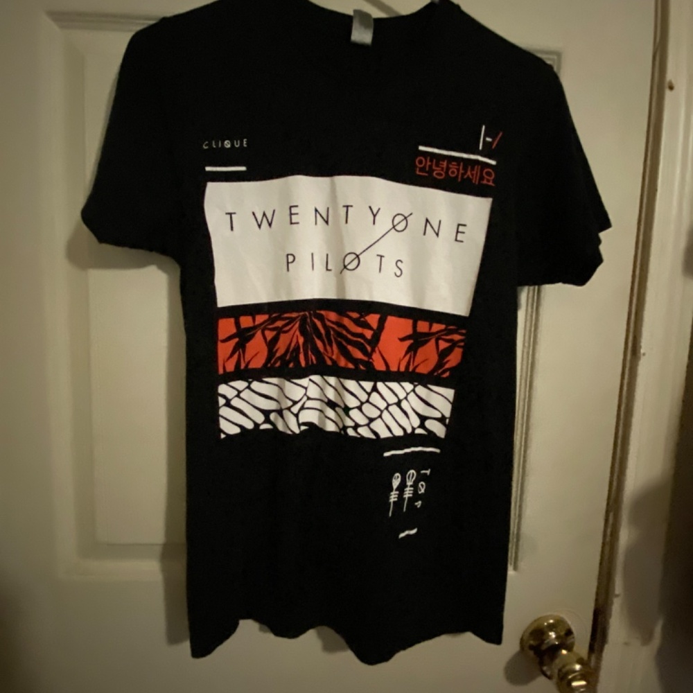‼️🚨final price🚨‼️ Band tees - Picture 3 of 10